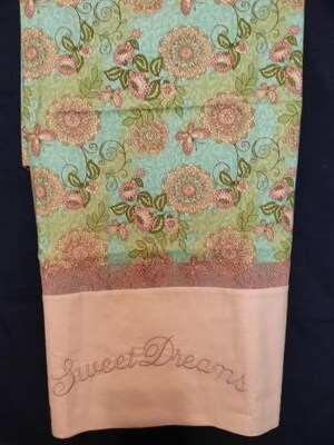 A PAIR OF PILLOWCASES - SWEET DREAMS IN PASTELS - image1